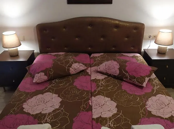 Irida Sun شقة فندقية